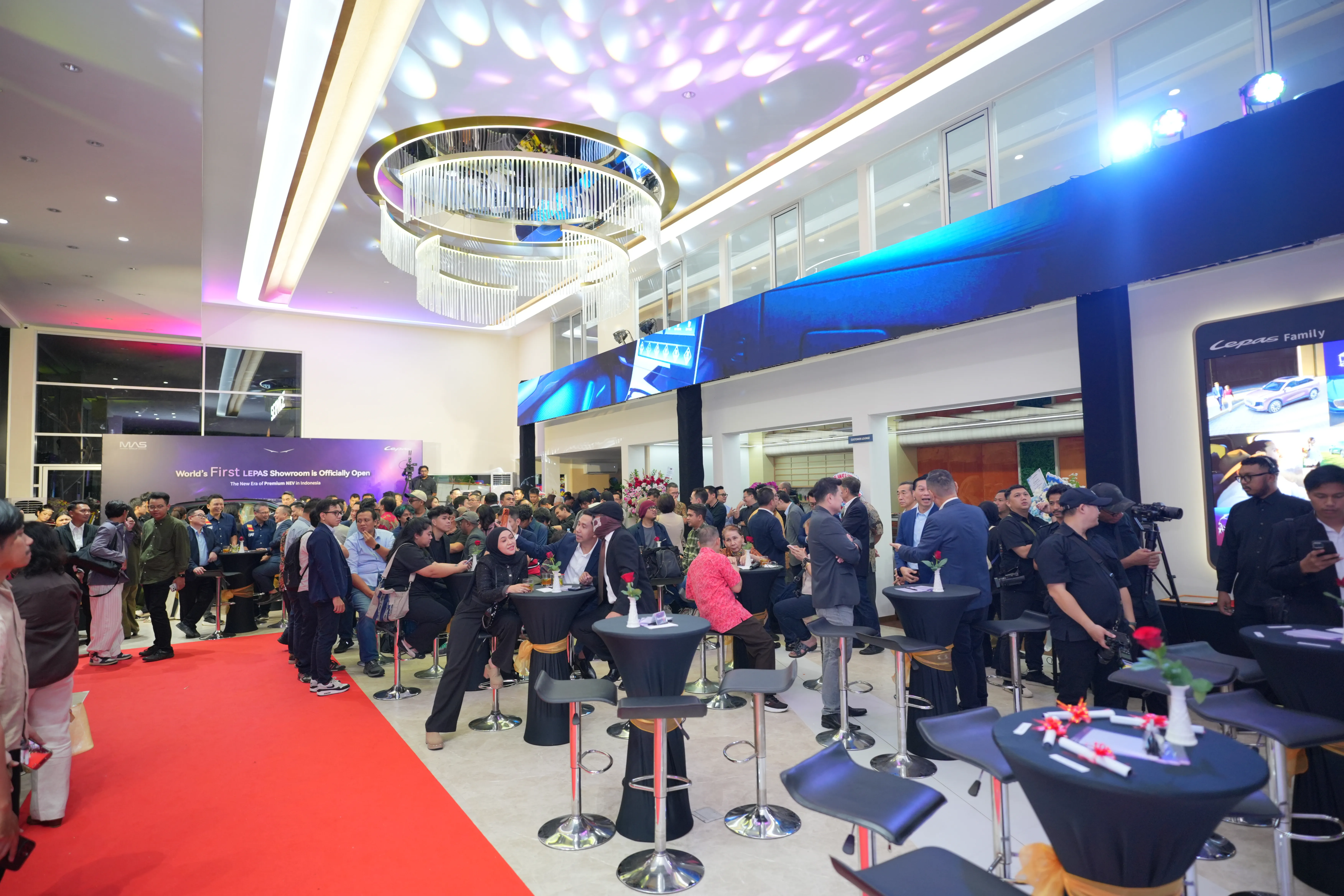 Customer Lounge